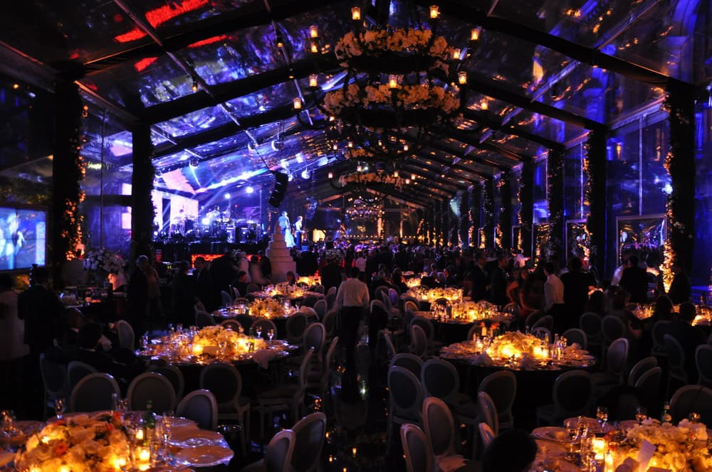 Gala avec décoration événementielle